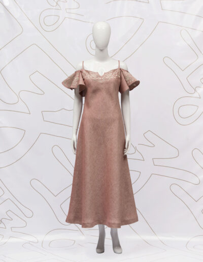 imagen-ropa-de-lino-cuernavaca-mujer-dama-Vestido modelo Migmas lino bordado