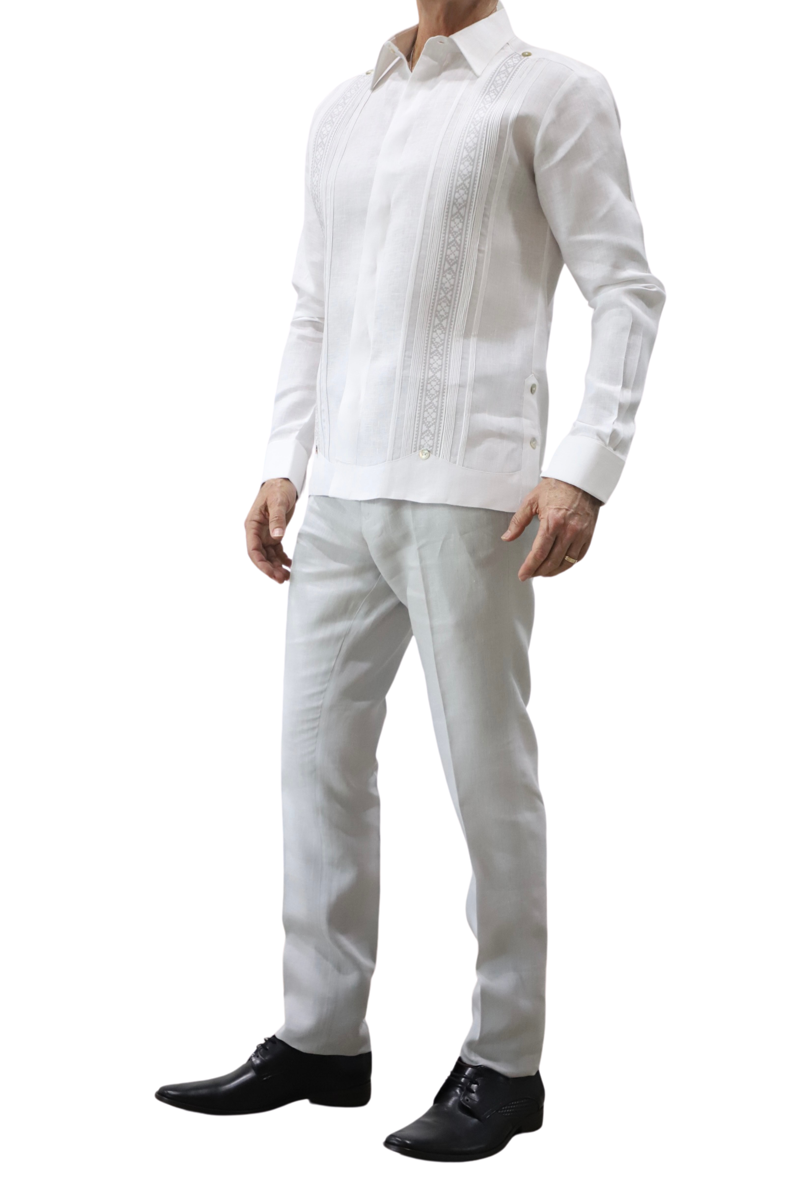 Guayabera De Lino Blanca Con Bordado Tradicional - Imagen 5